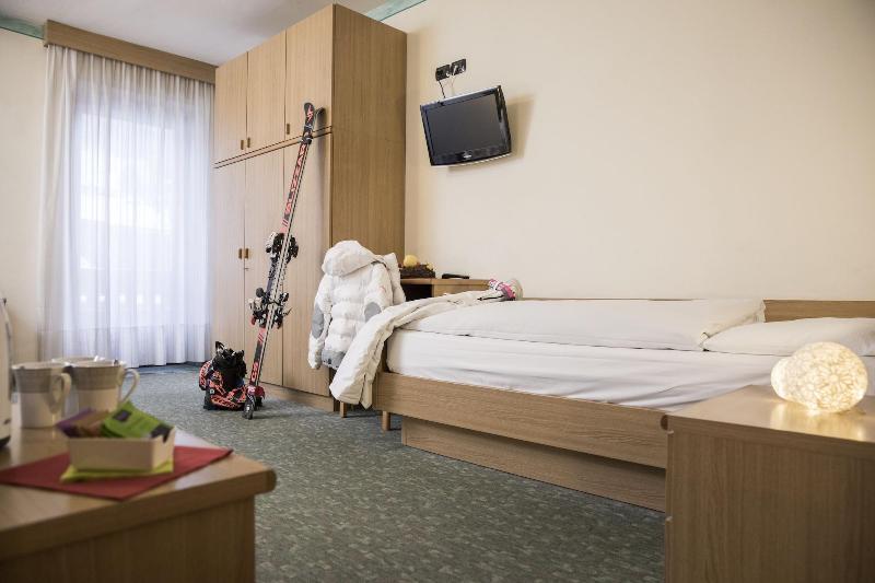 Active Hotel Rosat Hotel 3*