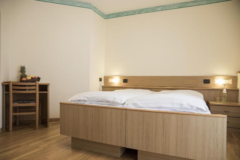 Active Hotel Rosat Hotel 3*
