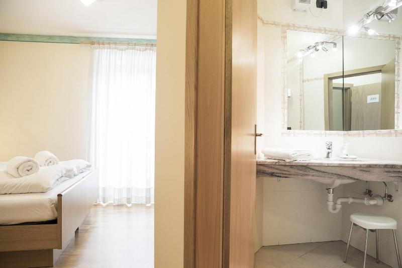Hotel Active Hotel Rosat 3*